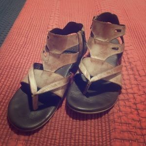 Roan sandals